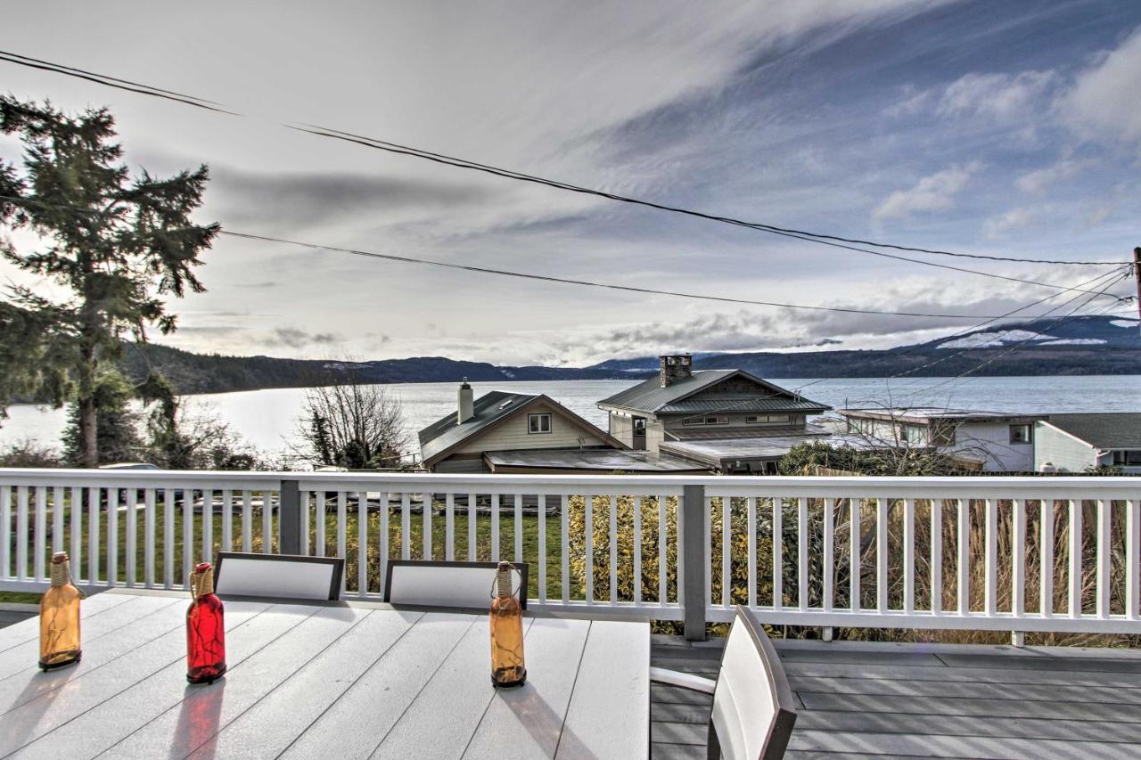 Idyllic Waterfront Cottage With Beach And Sunset Views Порт-Таунсенд Экстерьер фото