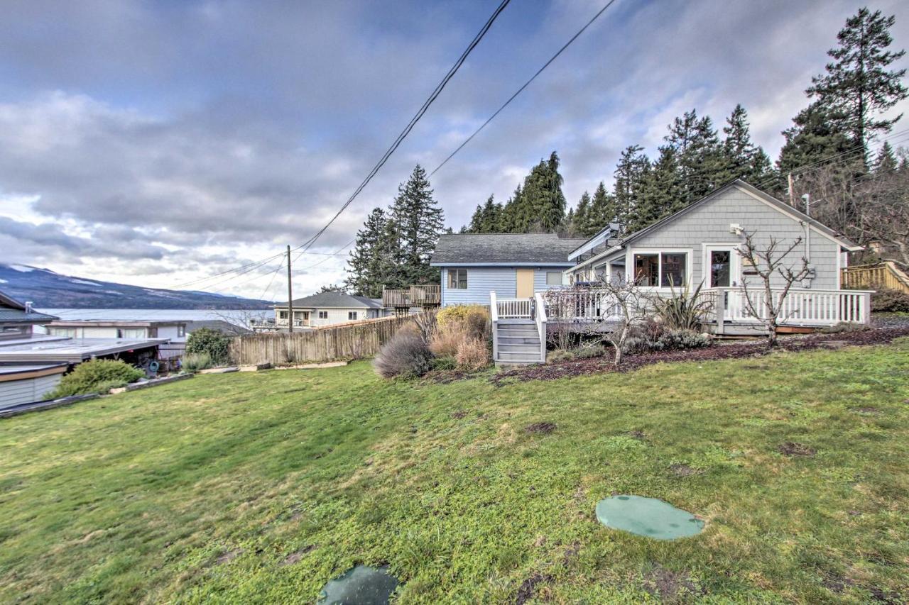 Idyllic Waterfront Cottage With Beach And Sunset Views Порт-Таунсенд Экстерьер фото